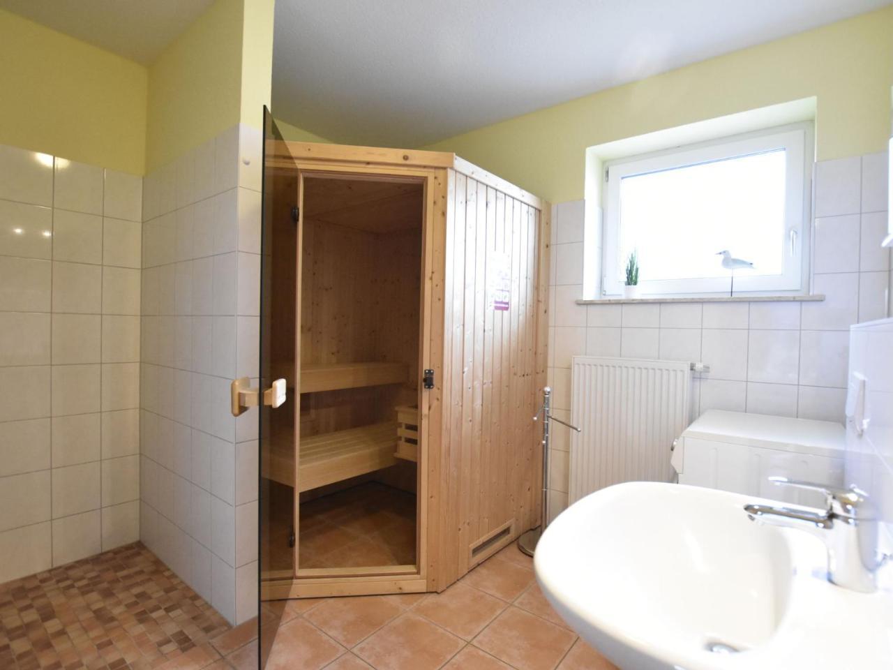 5-Bedroom Holiday Home In Zierow With Garden Luaran gambar